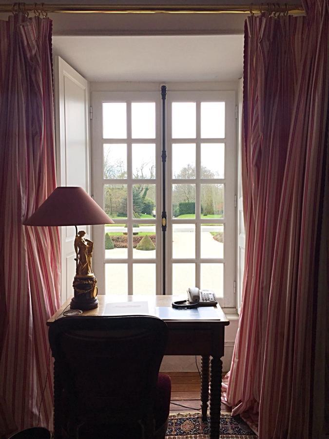 Chateau De Canisy Esterno foto