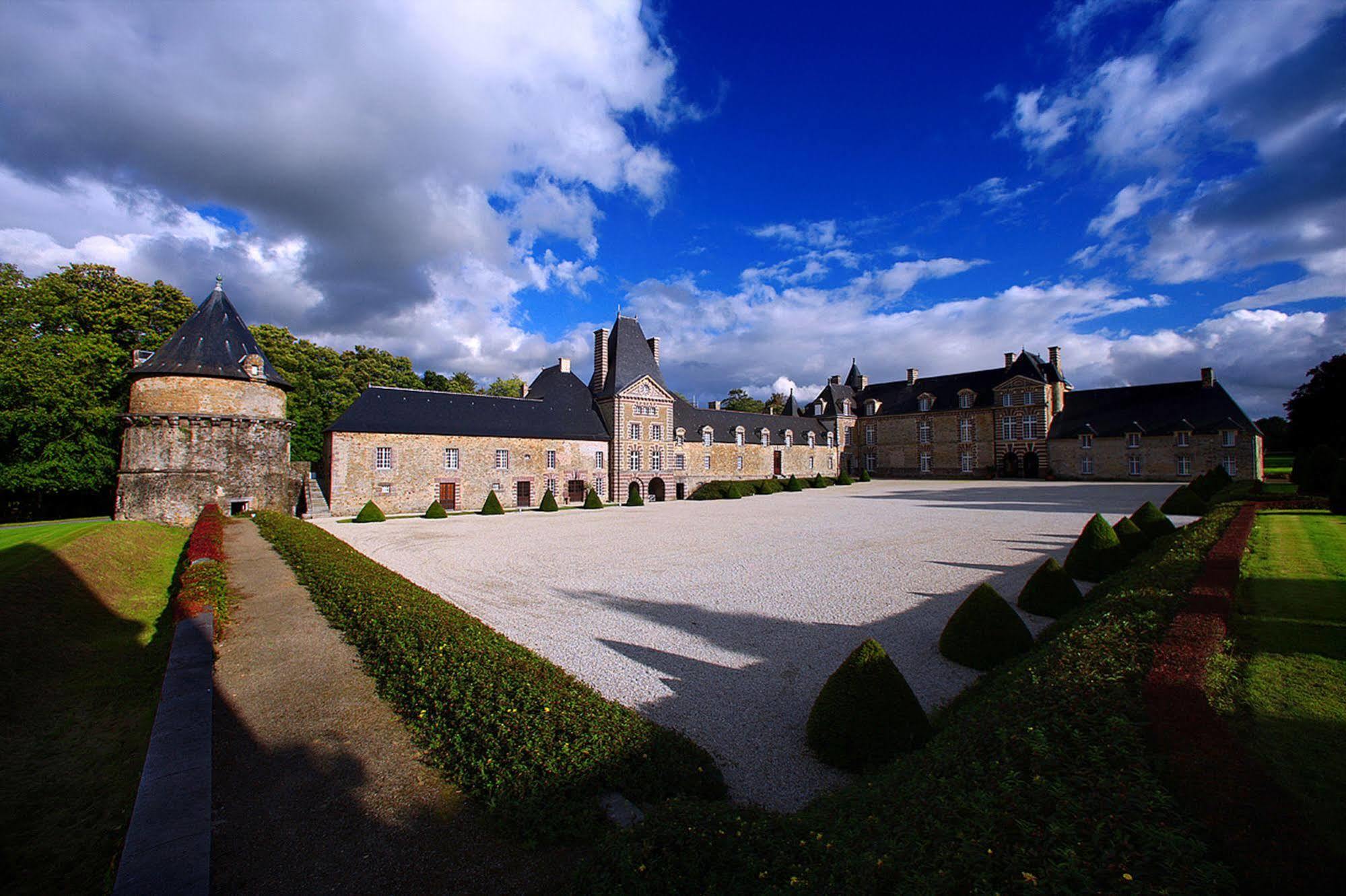 Chateau De Canisy Esterno foto