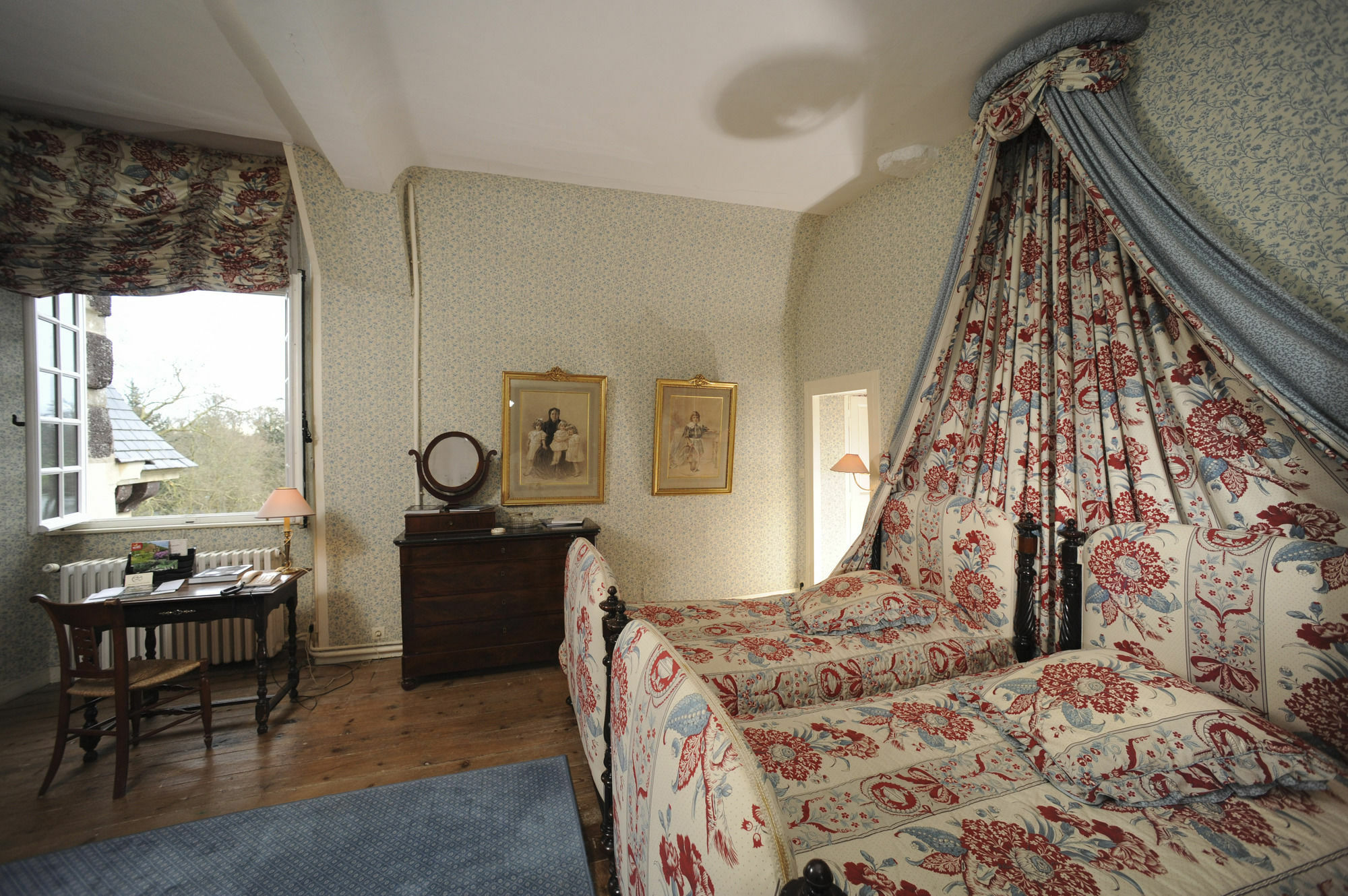 Chateau De Canisy Esterno foto